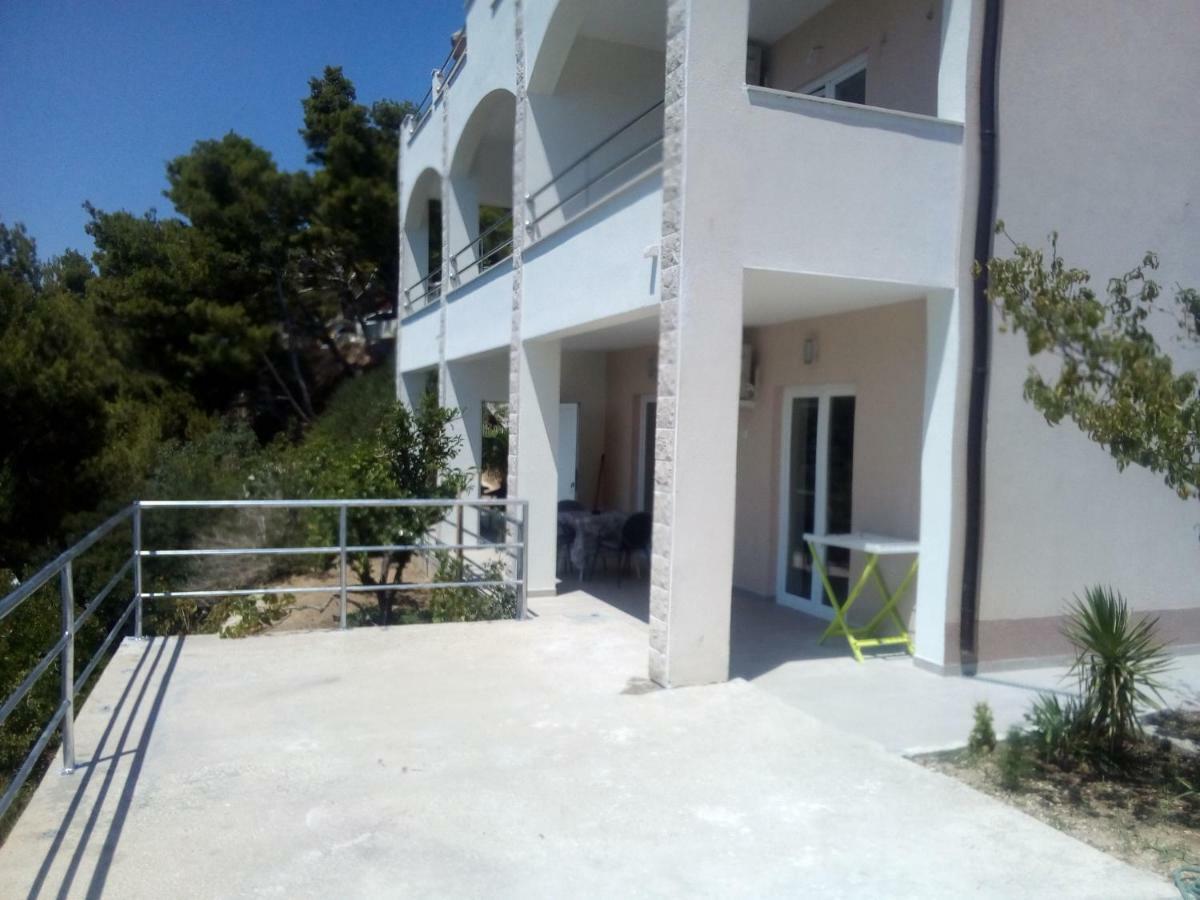 Apartmani Marija Jakir Brela Exterior foto