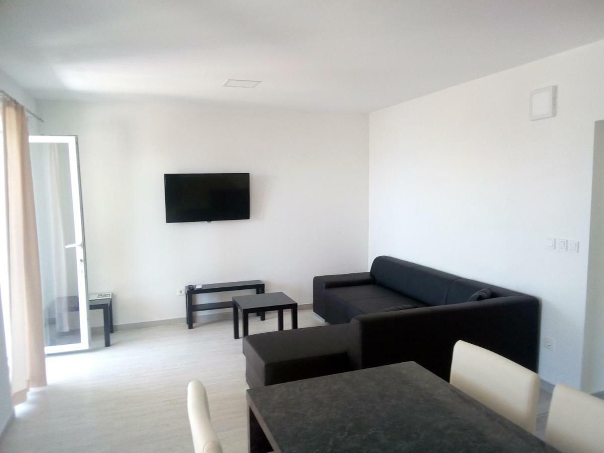 Apartmani Marija Jakir Brela Exterior foto