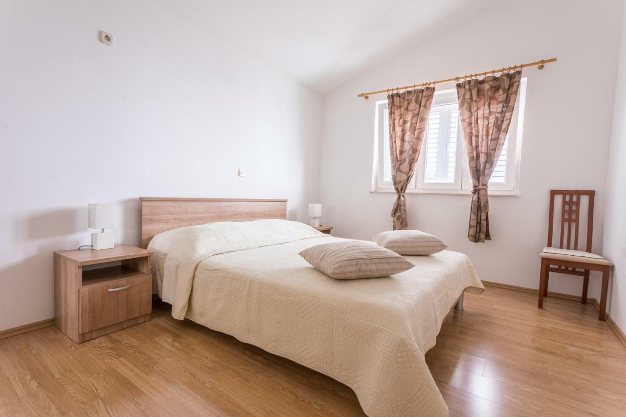 Apartmani Marija Jakir Brela Exterior foto