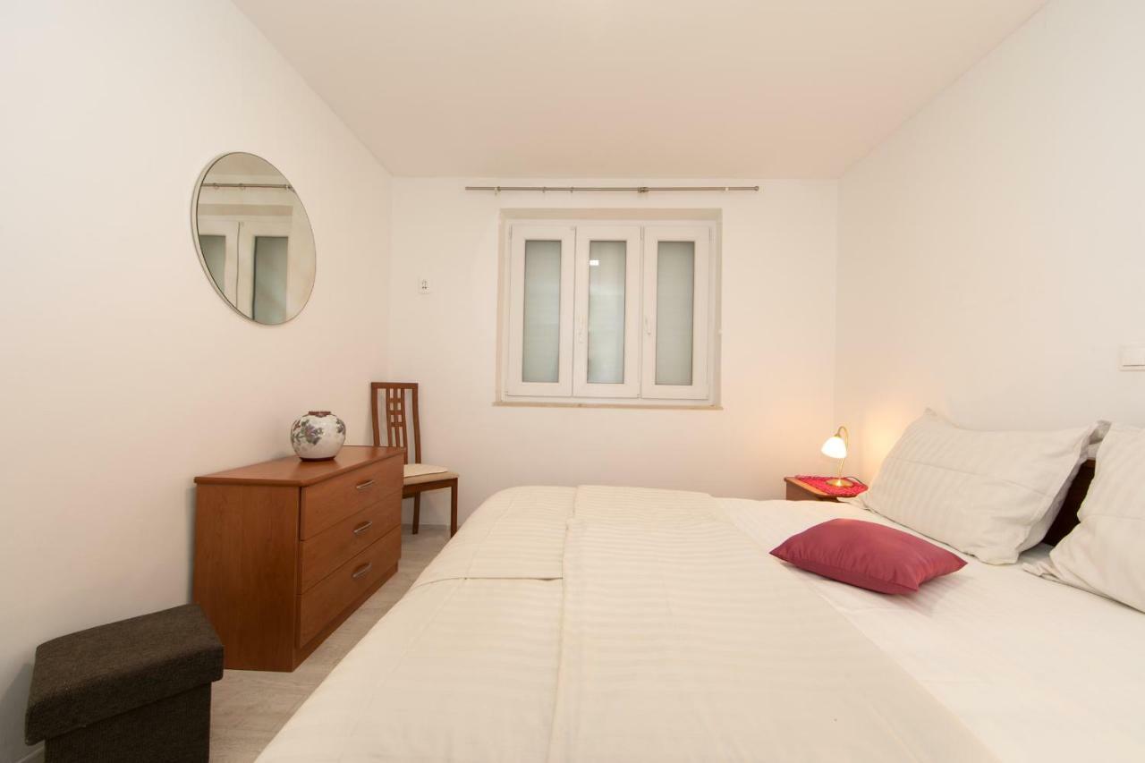 Apartmani Marija Jakir Brela Exterior foto